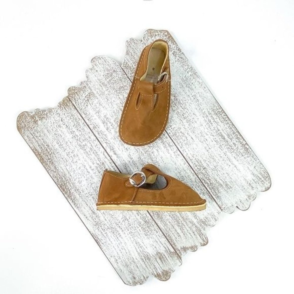 BEAR FEET Tan Suede T Strap Handmade Shoes 8